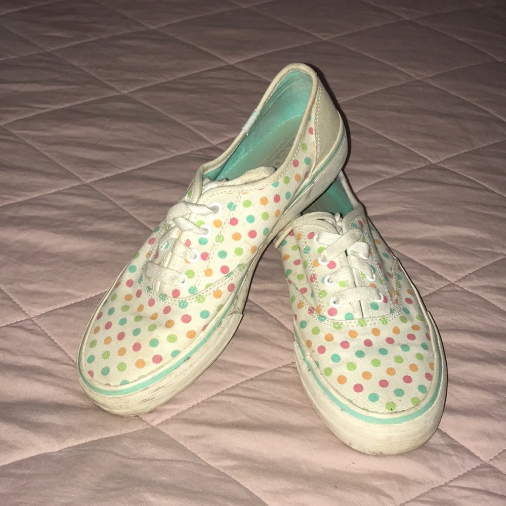 Polka dot Keds!